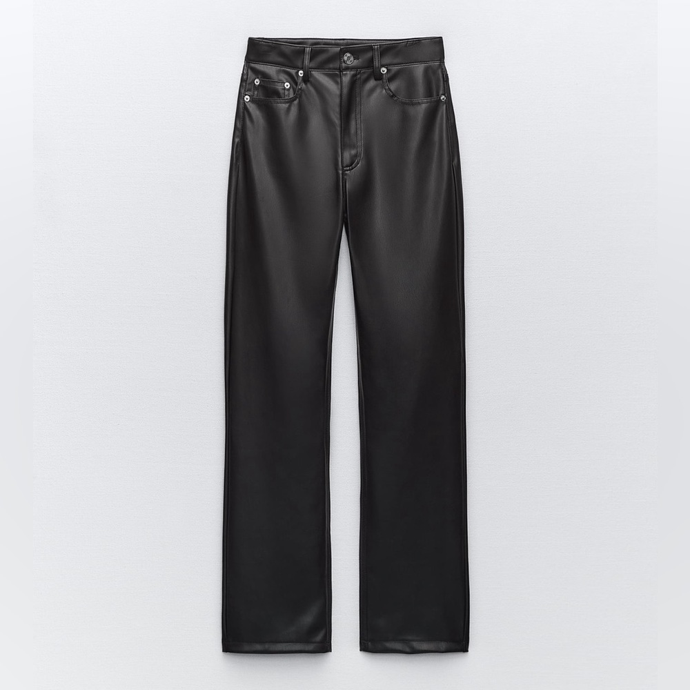 NWT! - ZARA - FAUX LEATHER STOVE PIPE PANTS - Size: M